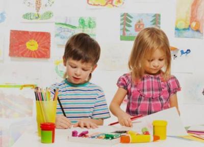 10 بازی خلاقانه برای بچه ها 3 تا 6 ساله 10 بازی خلاقانه برای بچه ها 3 تا 6 ساله